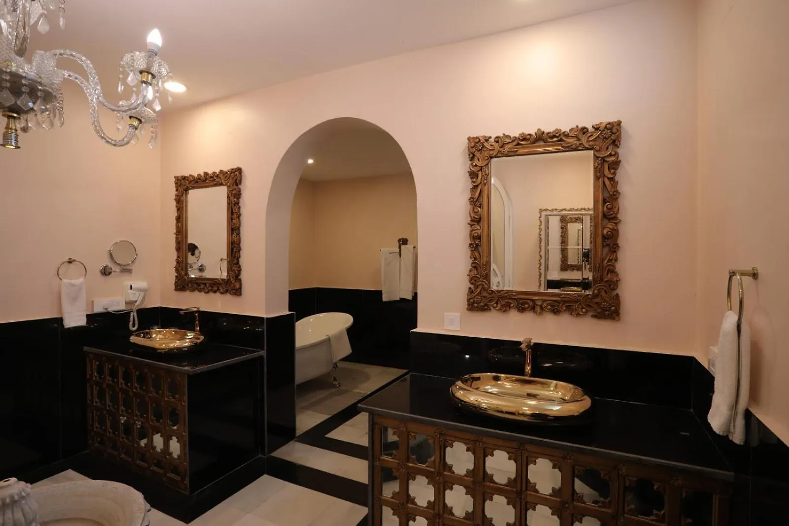 Hotel The Royal Retreat Resort & Spa Udaipur