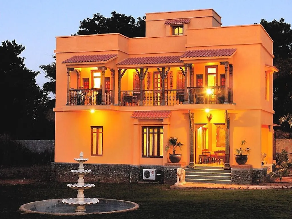 The Royal Retreat Resort & Spa Udaipur Hotel