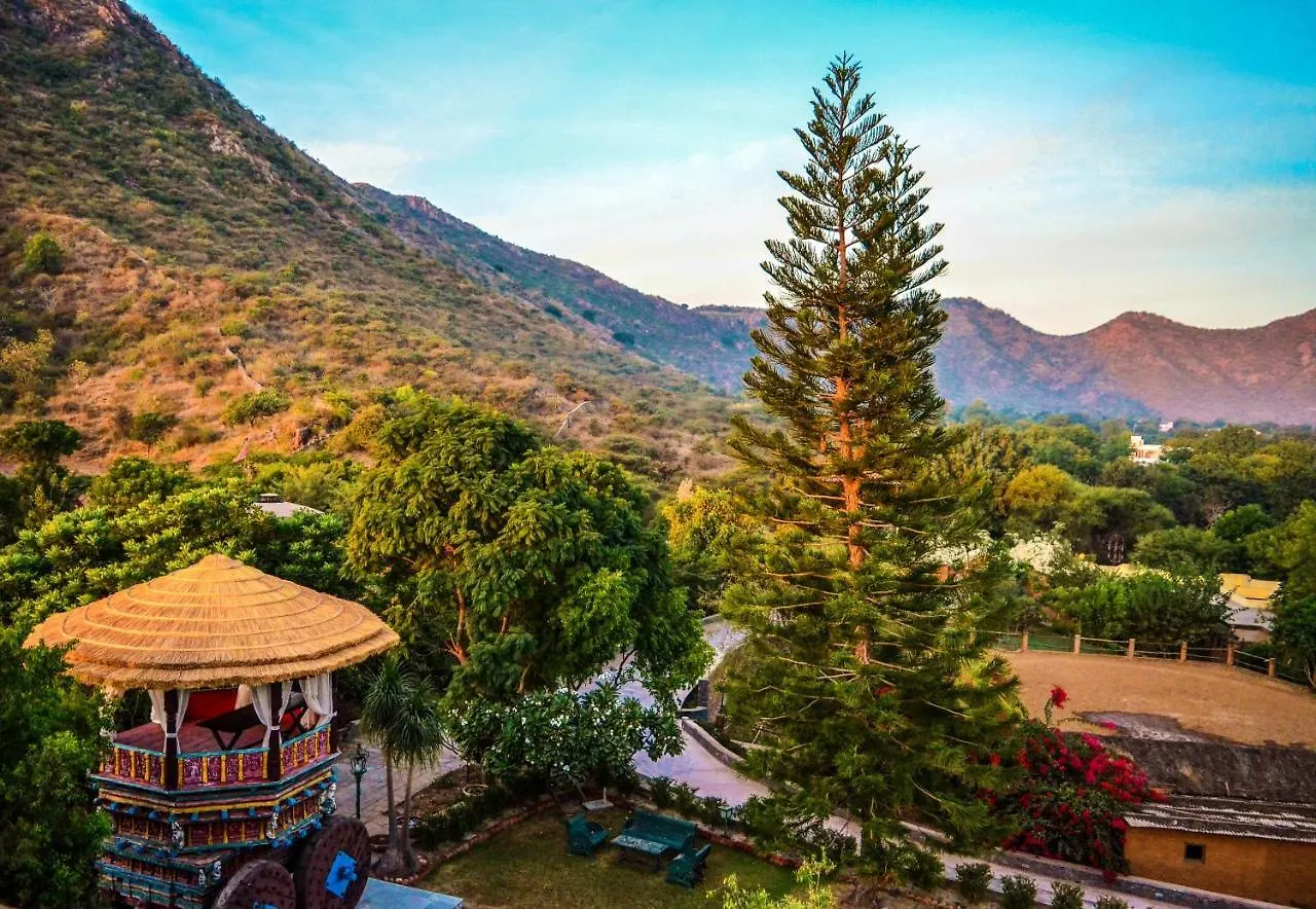 The Royal Retreat Resort & Spa Udaipur Hotel