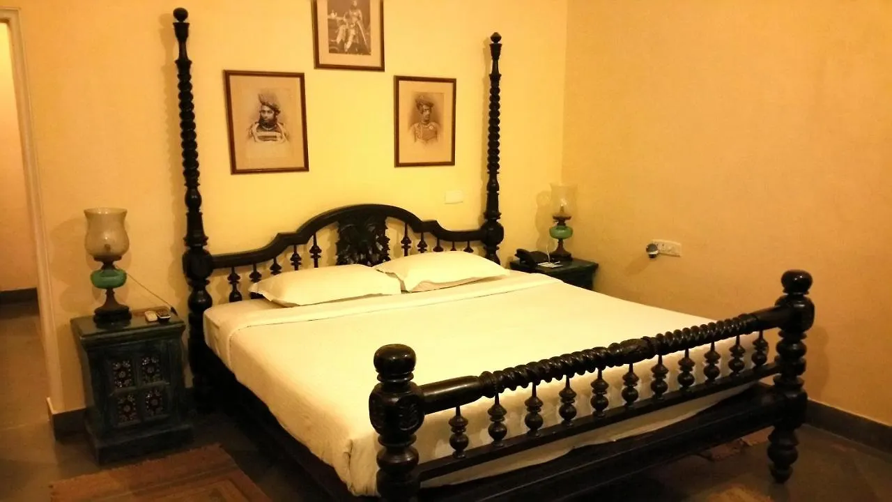Hotel The Royal Retreat Resort & Spa Udaipur